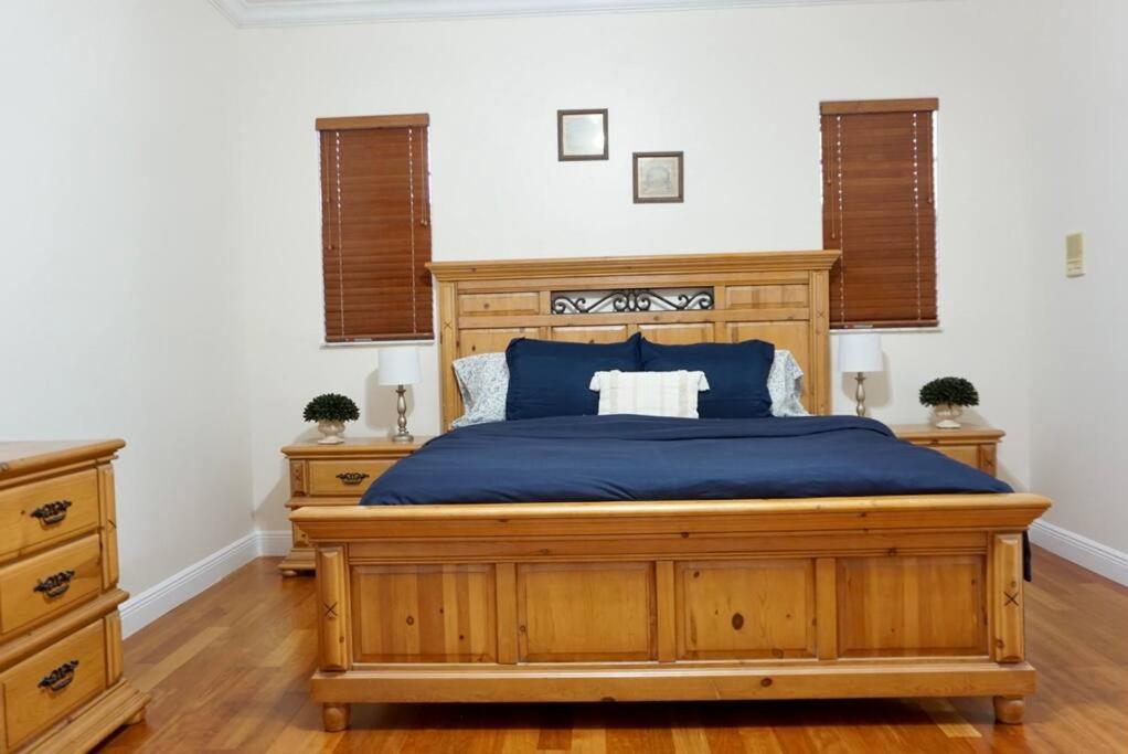 New Luxury Vacation Dream Rental- Sleeps 15! マイアミ エクステリア 写真